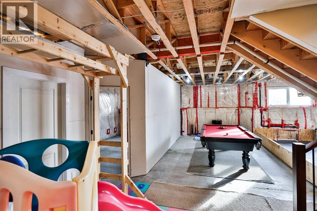555 Devonia Road W Property Photo 31