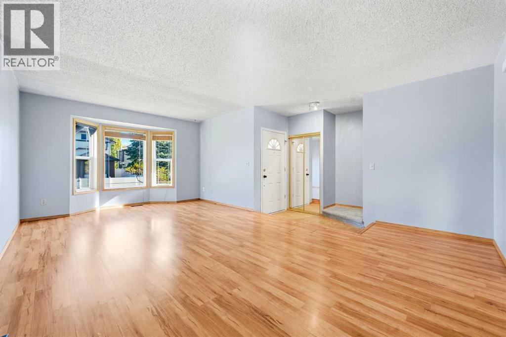 16279 5 Street Sw Property Photo 7