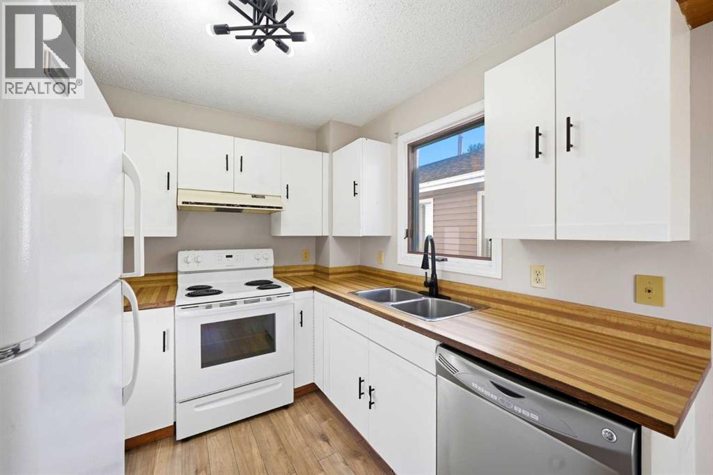 16279 5 Street Sw Property Photo 15