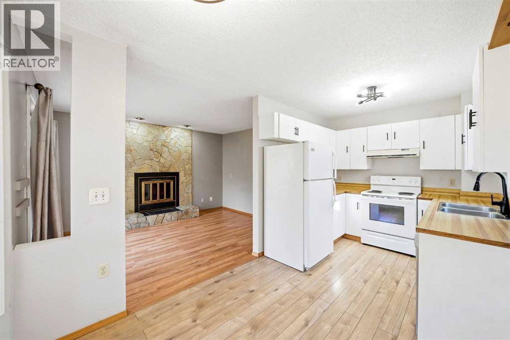 16279 5 Street Sw Property Photo 18