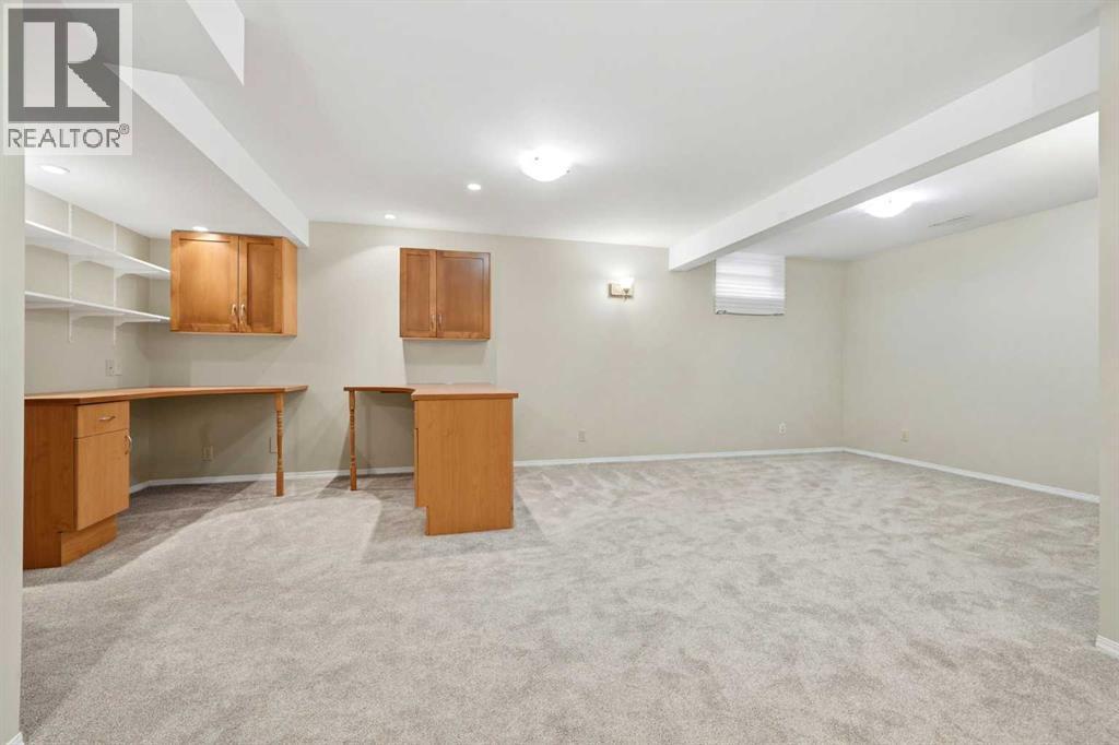 16279 5 Street Sw Property Photo 29