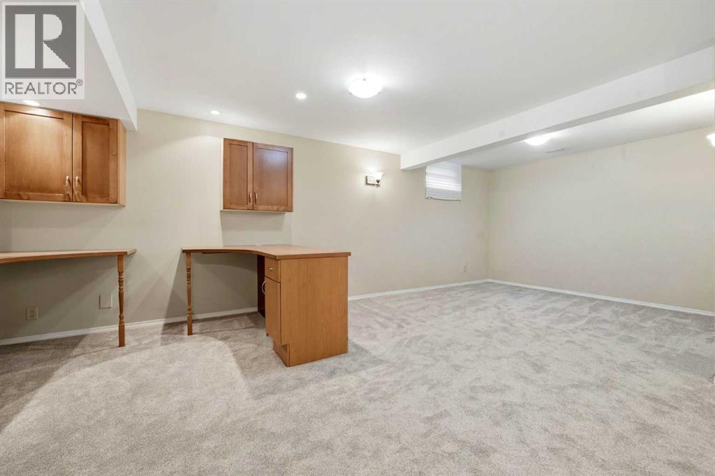 16279 5 Street Sw Property Photo 30