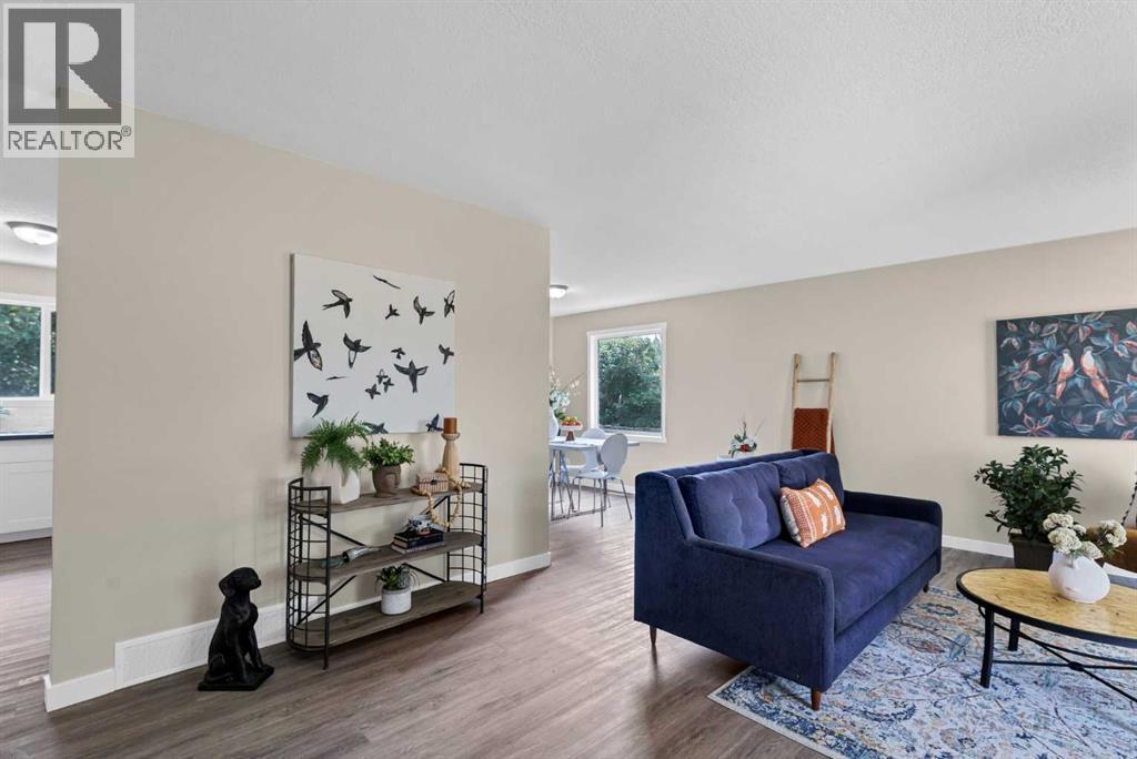729 3 Street Nw Property Photo 3