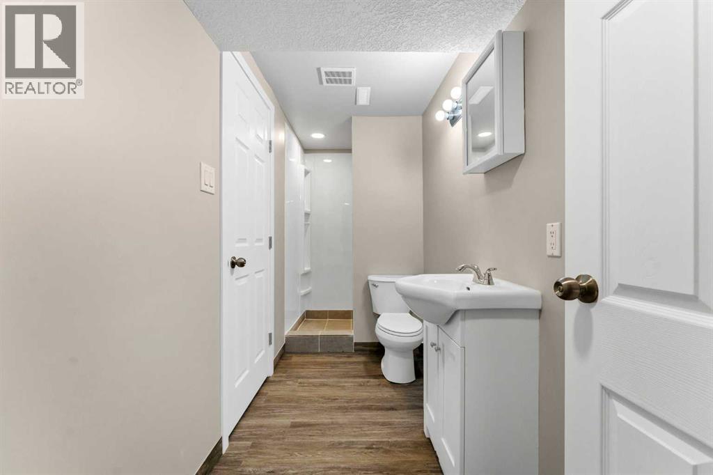 729 3 Street Nw Property Photo 36