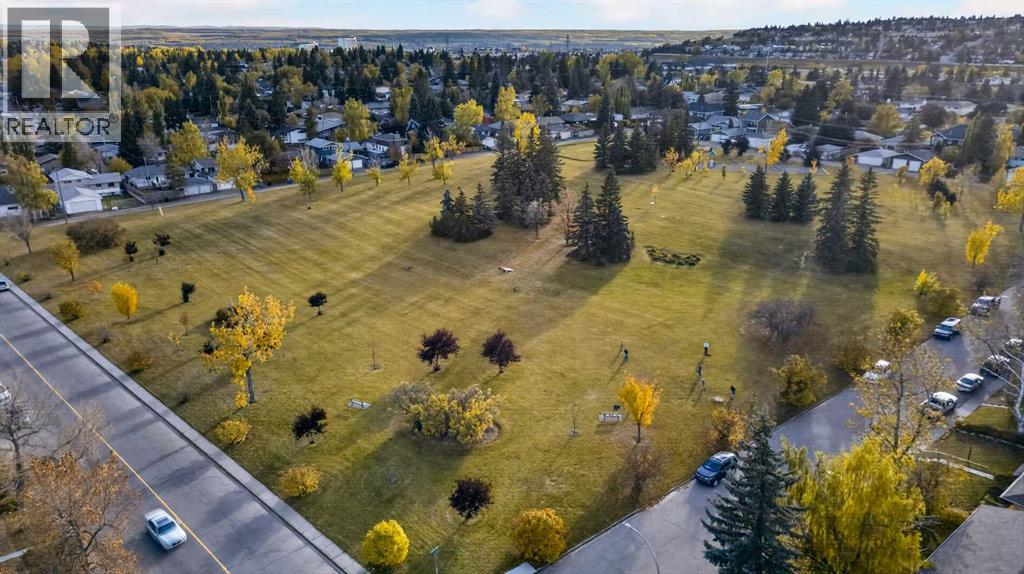 4539 26 Avenue Sw Property Photo 47
