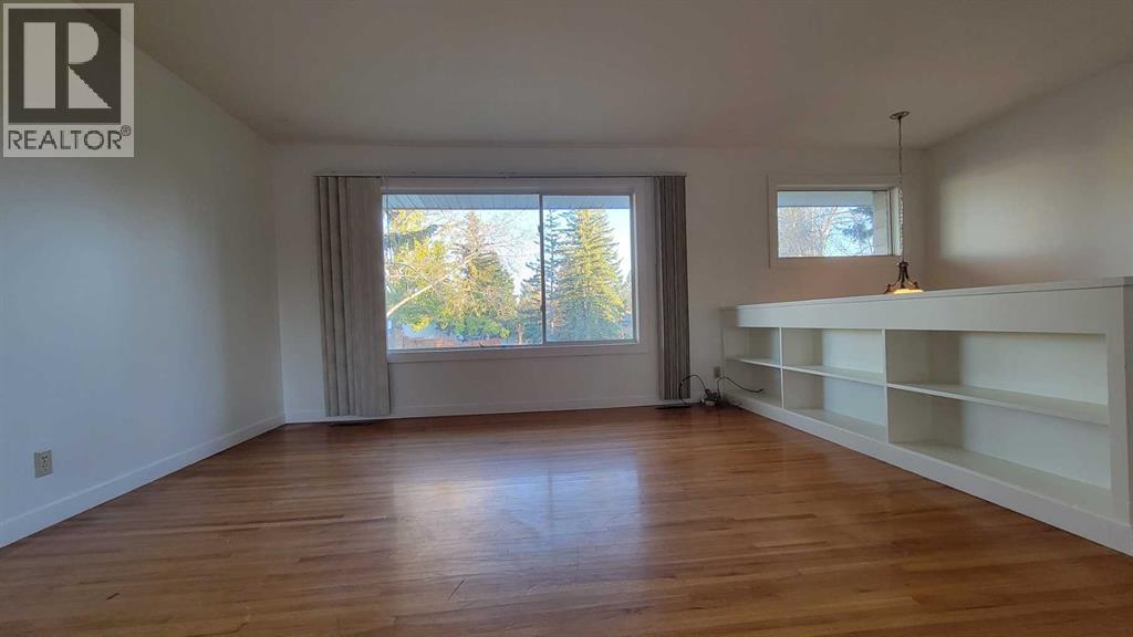 4815 Verona Drive Nw Property Photo 3