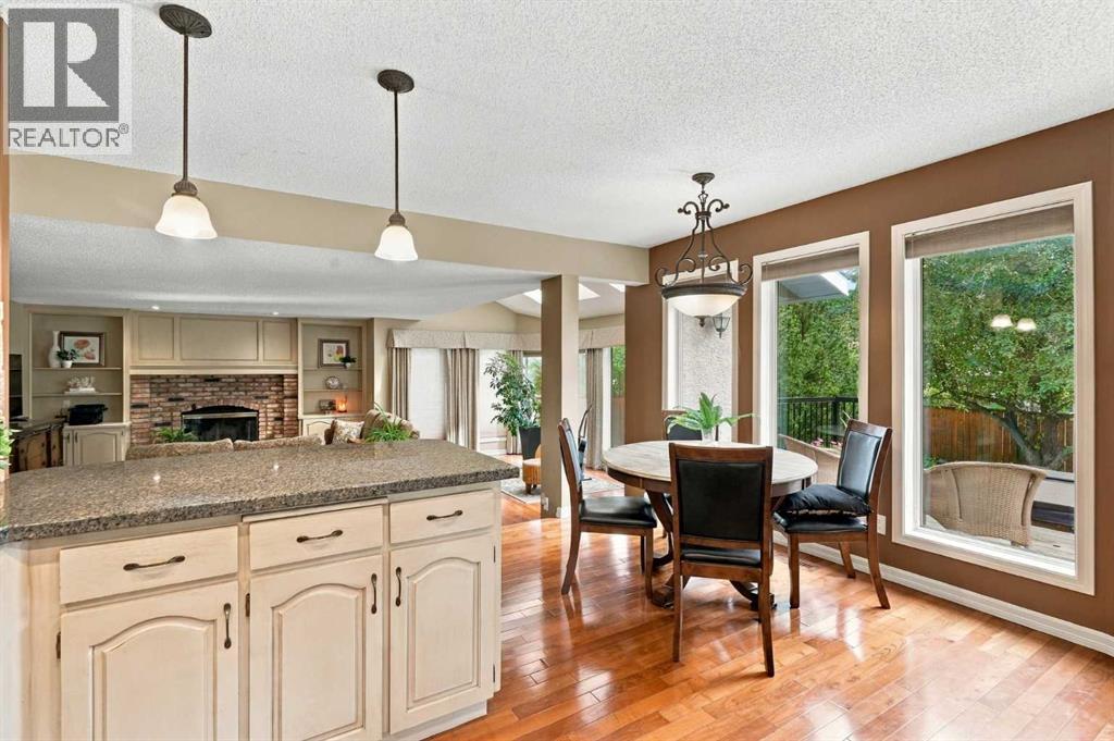 21 Mt Robson Close Se Property Photo 10