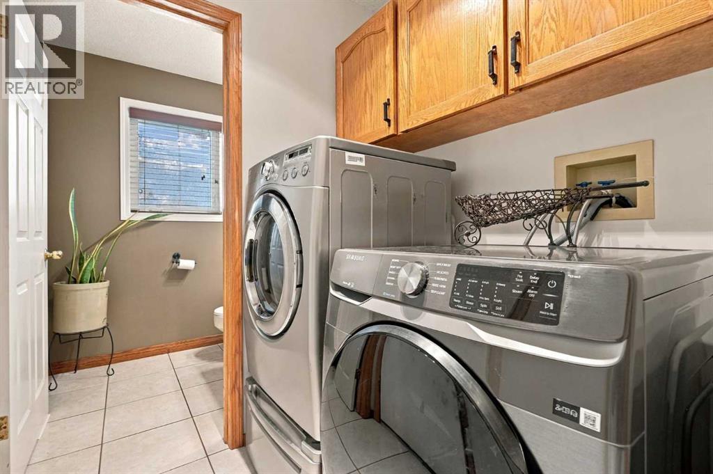21 Mt Robson Close Se Property Photo 19