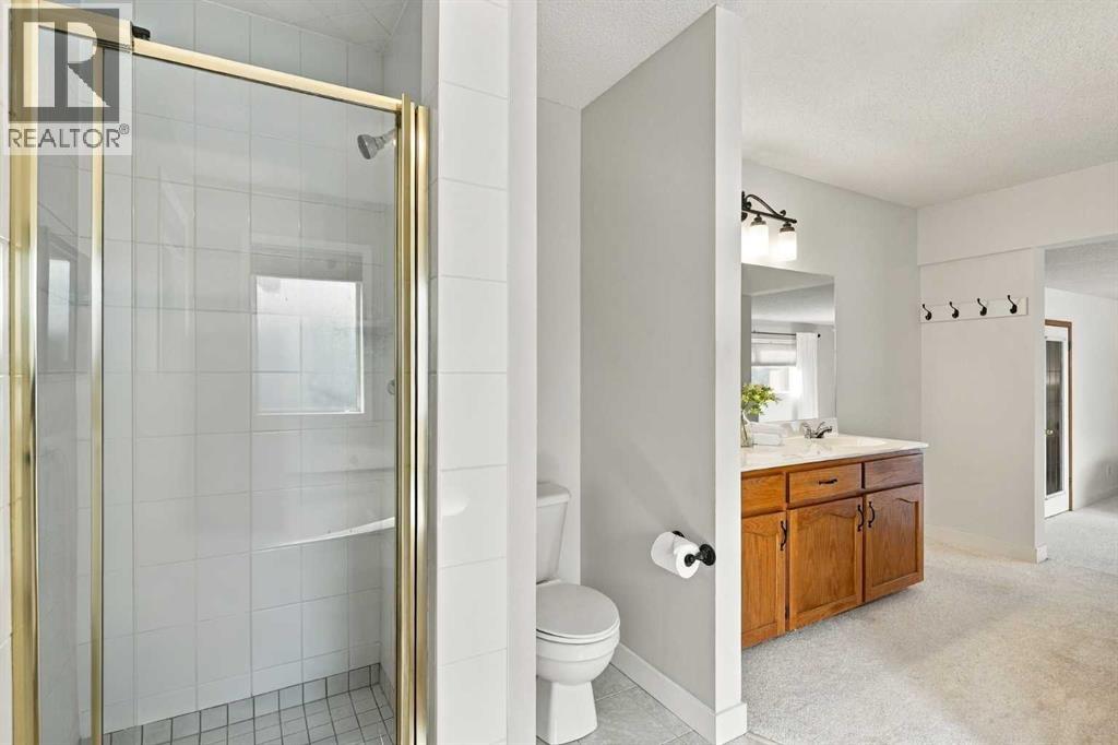 21 Mt Robson Close Se Property Photo 25