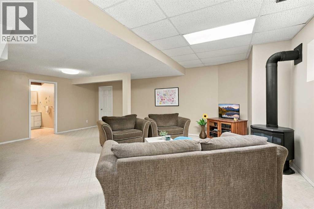 21 Mt Robson Close Se Property Photo 33