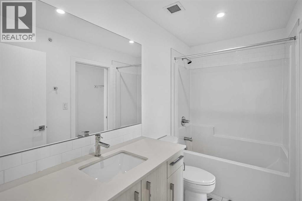 681 Savanna Boulevard Northeast Property Photo 33
