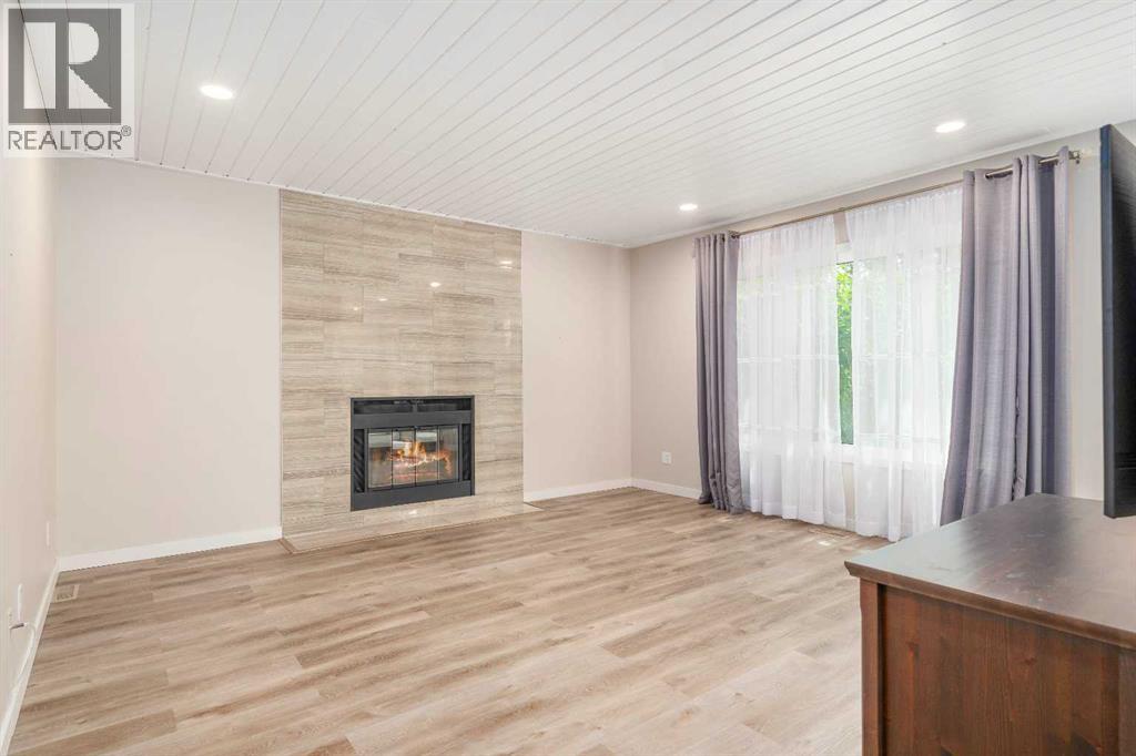 11 Taylor Crescent Se Property Photo 13