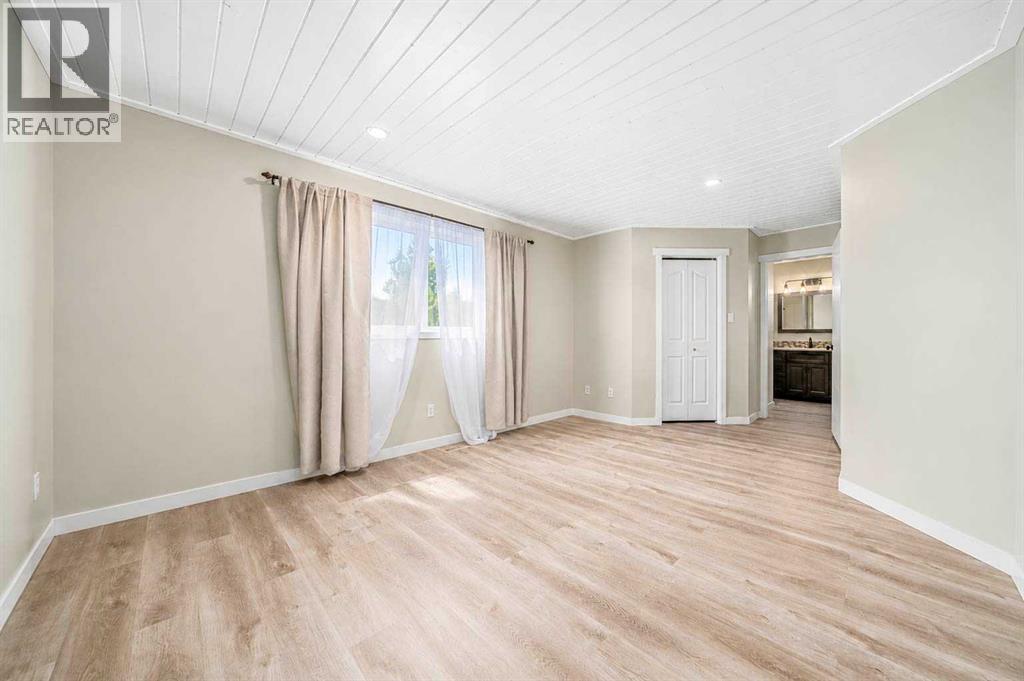 11 Taylor Crescent Se Property Photo 23
