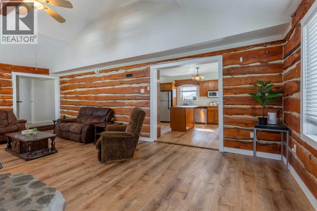 228 E 200 S Property Photo 4