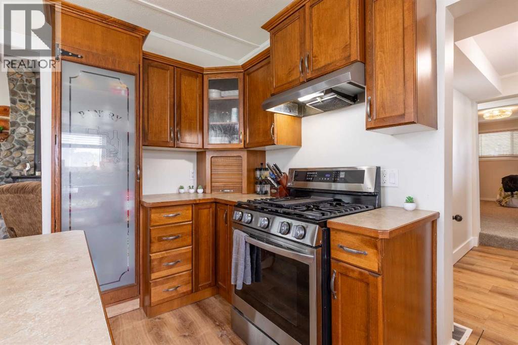 228 E 200 S Property Photo 11