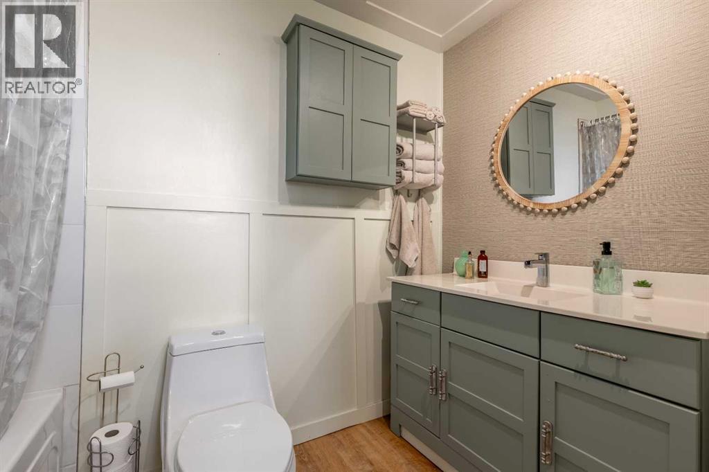 228 E 200 S Property Photo 19