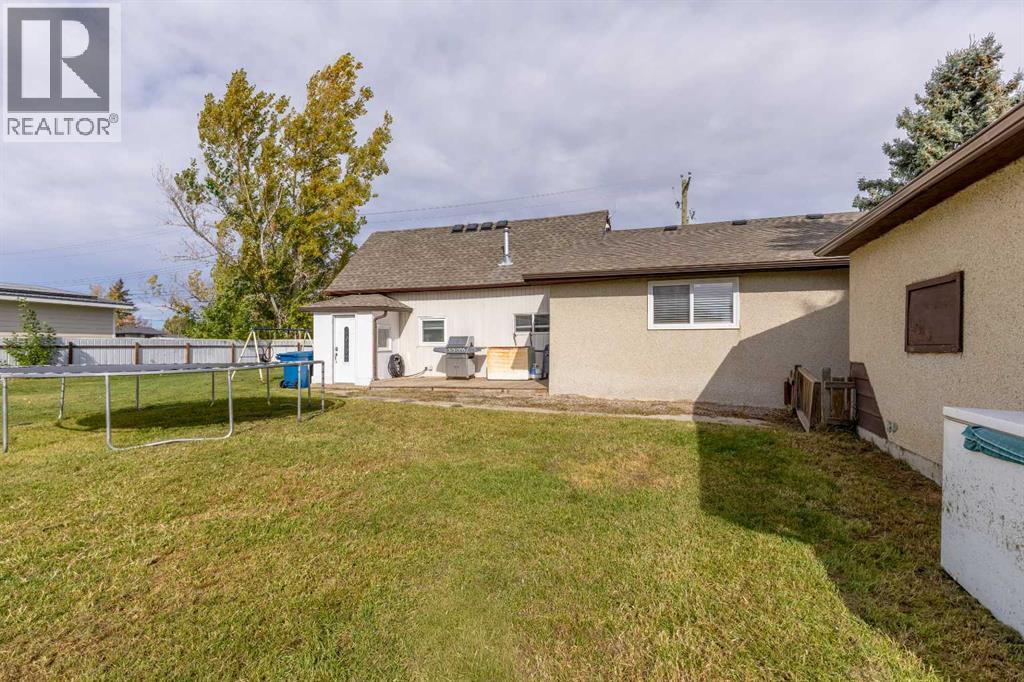 228 E 200 S Property Photo 26