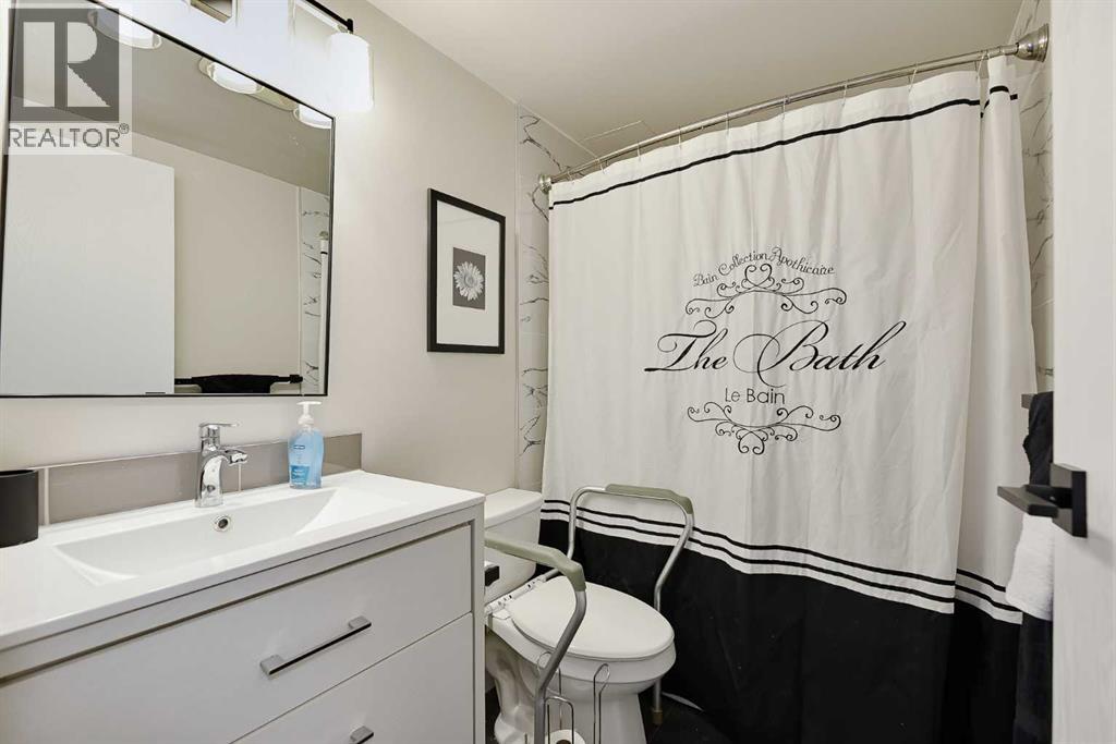 617 56 Avenue Southwest Property Photo 17