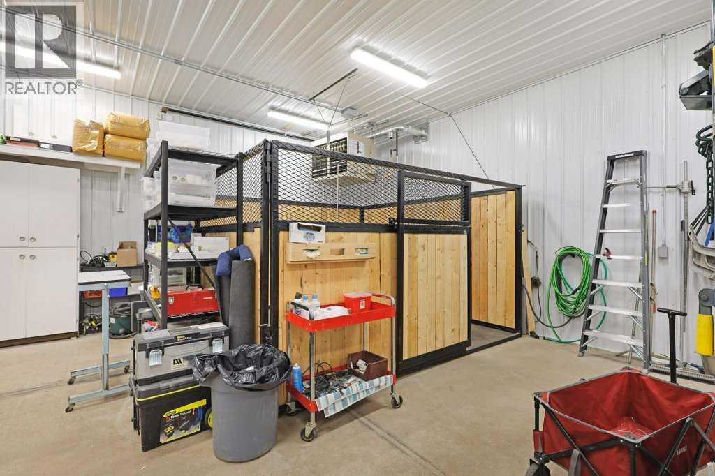 50 Upland Boulevard W Property Photo 44