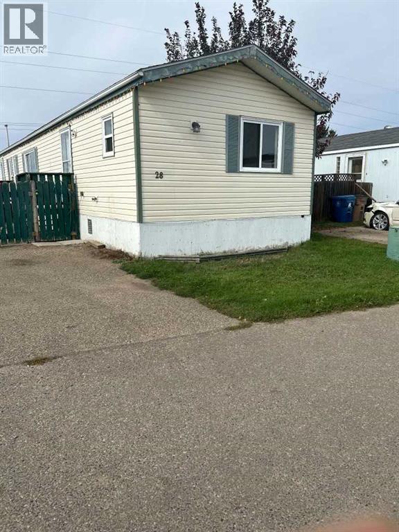 28 Maple Drive W Photo de la propriété 1
