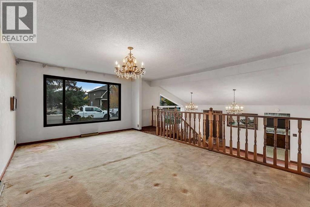 4407 Bowness Road Nw Property Photo 20