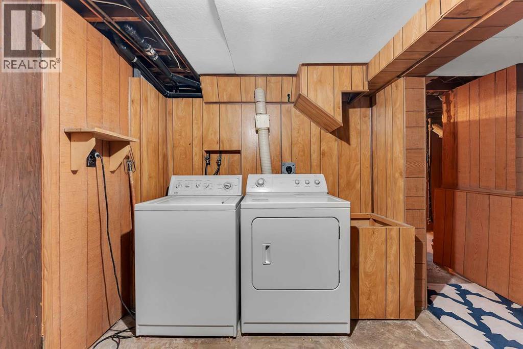 4407 Bowness Road Nw Property Photo 33