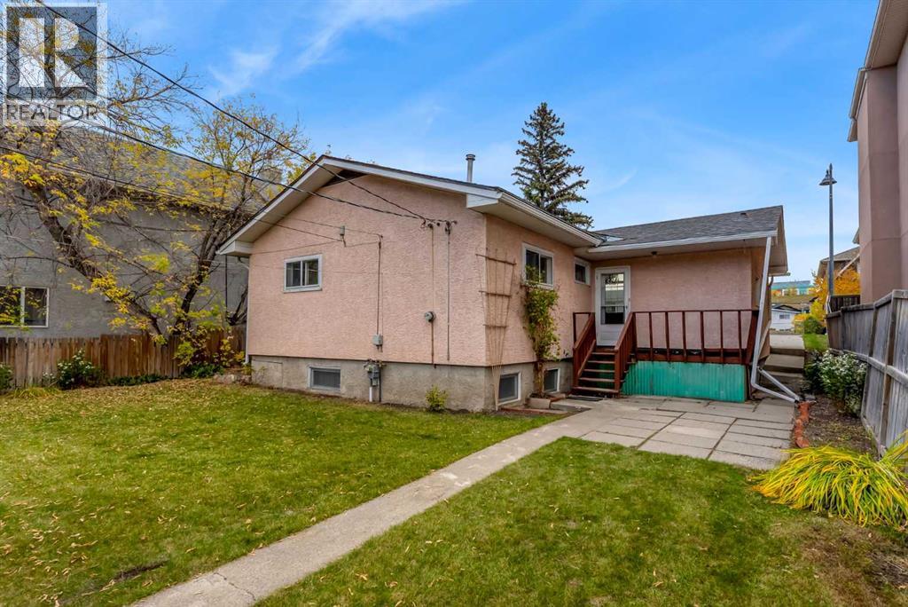 4407 Bowness Road Nw Property Photo 34