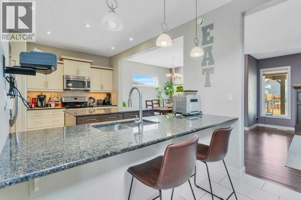 37 Coachill Street Property Photo 8