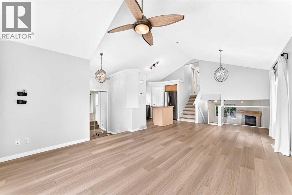 352 Copperfield Gardens Se Property Photo 4