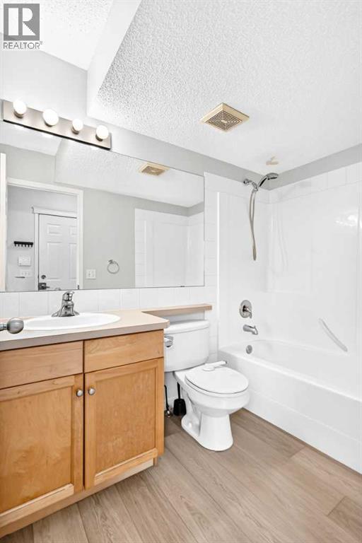 352 Copperfield Gardens Se Property Photo 18