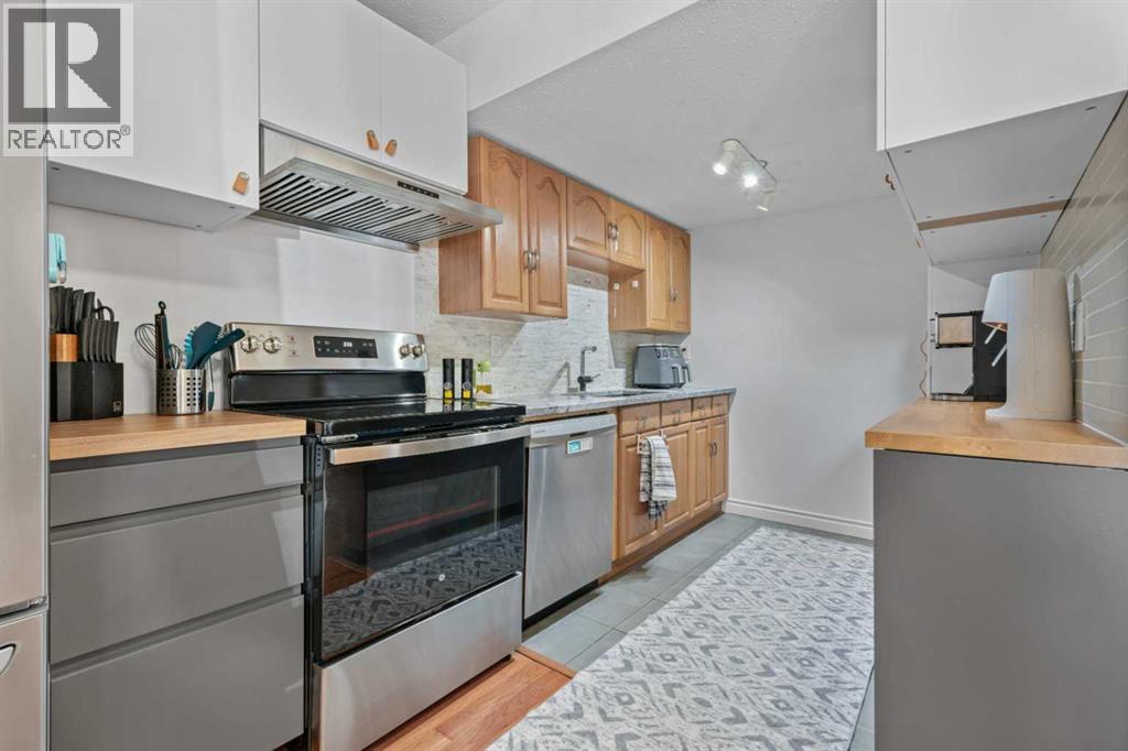 9930 Bonaventure Drive Southeast Property Photo 1