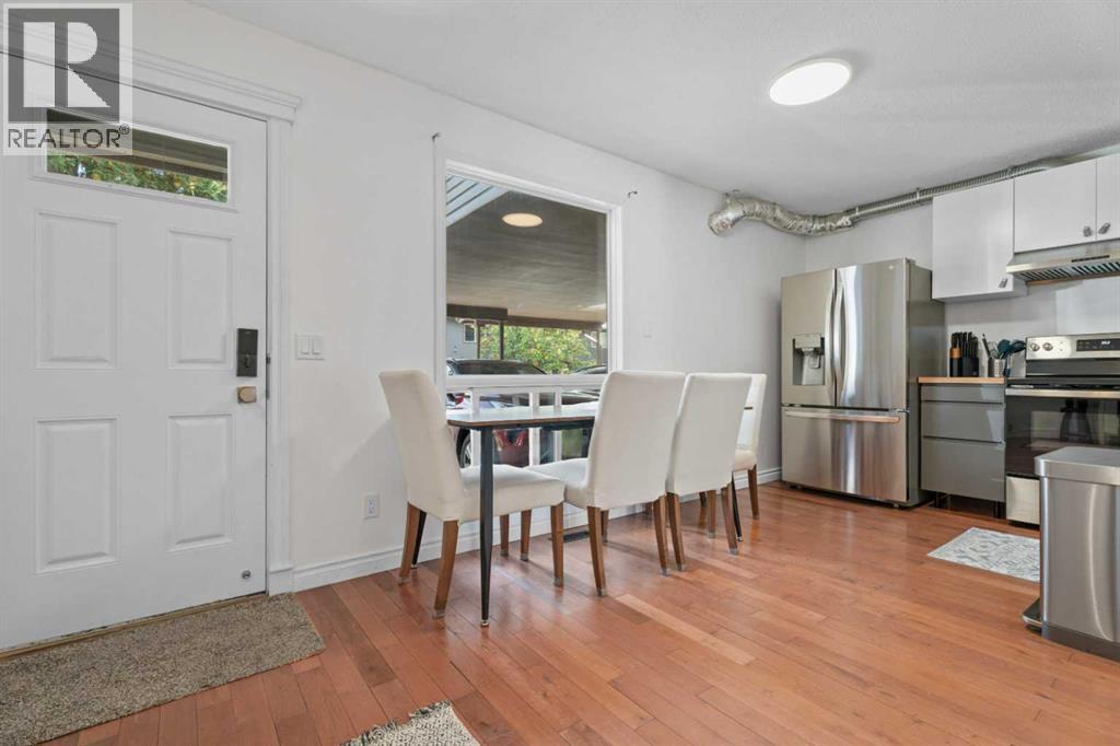 9930 Bonaventure Drive Southeast Property Photo 5