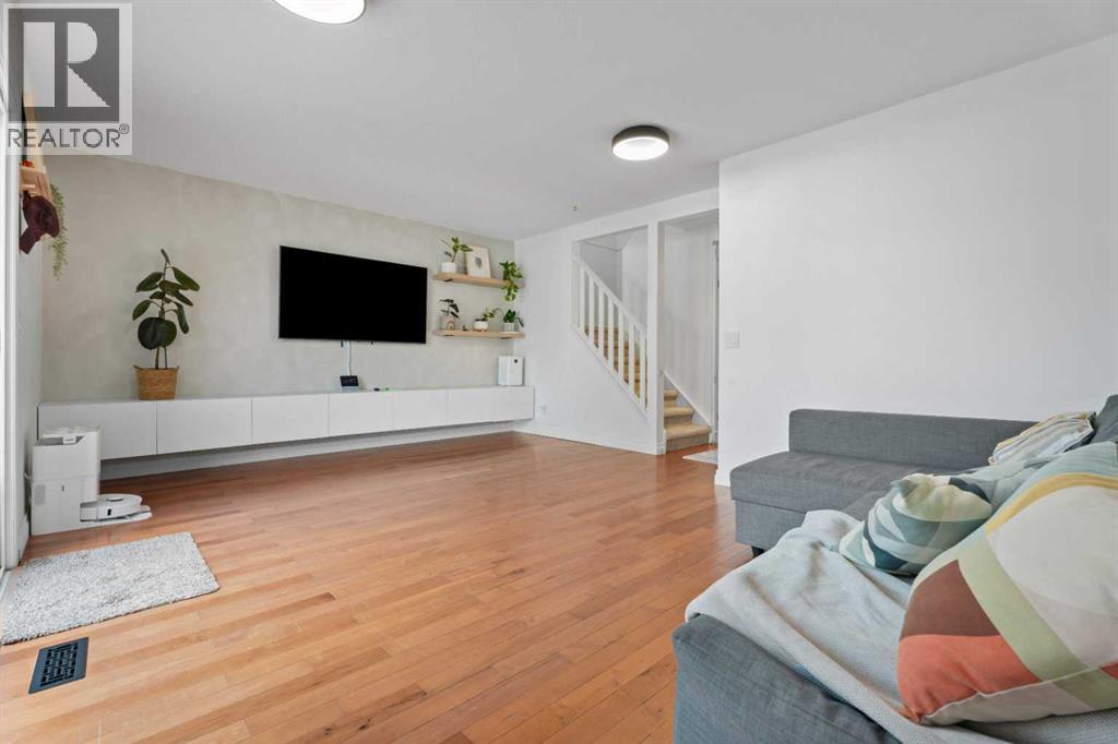 9930 Bonaventure Drive Southeast Property Photo 12