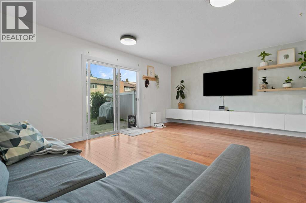 9930 Bonaventure Drive Southeast Property Photo 13