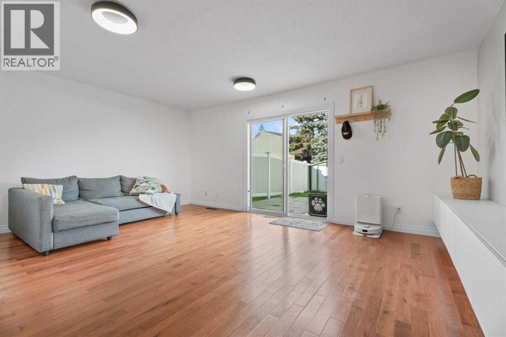 9930 Bonaventure Drive Southeast Property Photo 15