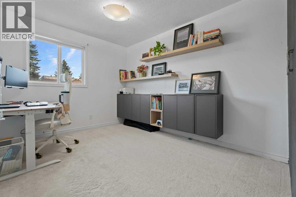 9930 Bonaventure Drive Southeast Property Photo 24