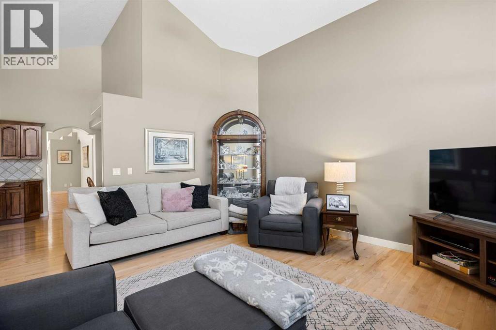 93 Coach Court Sw Property Photo 11