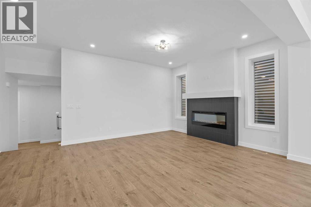 214 Sora Way Se Property Photo 5