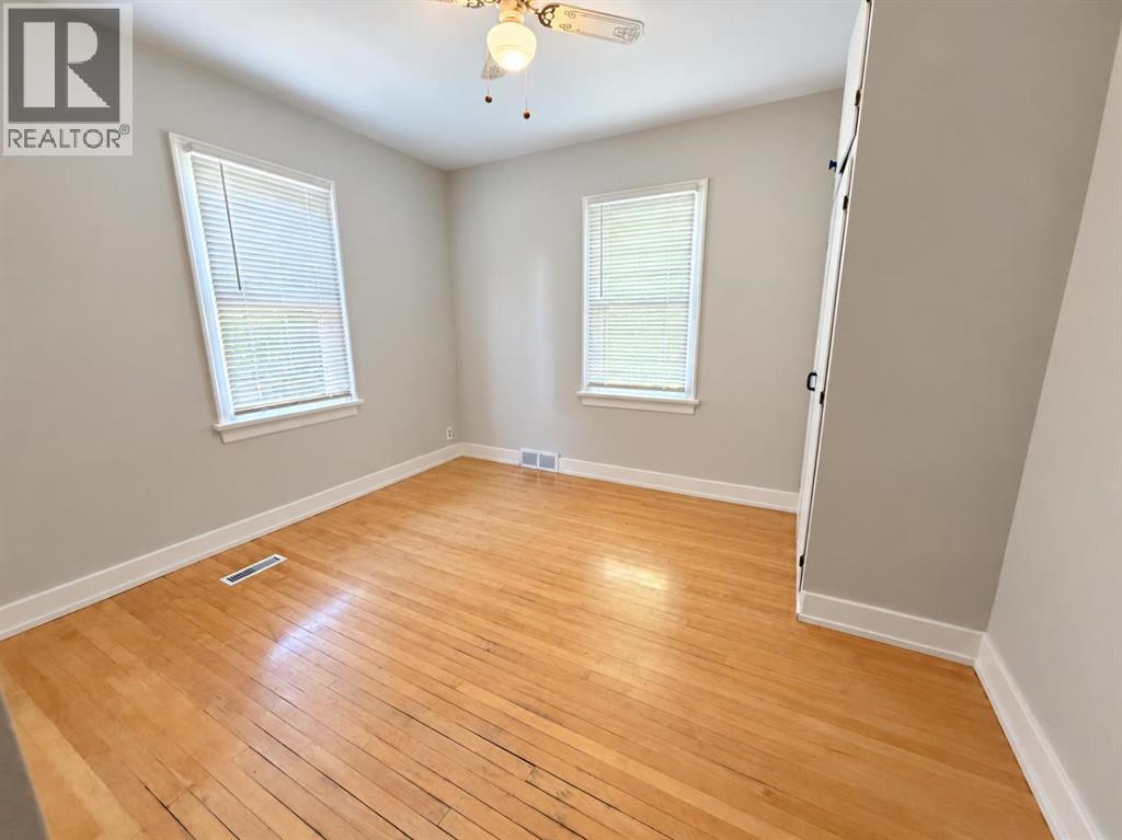 4825 51 Avenue Property Photo 13