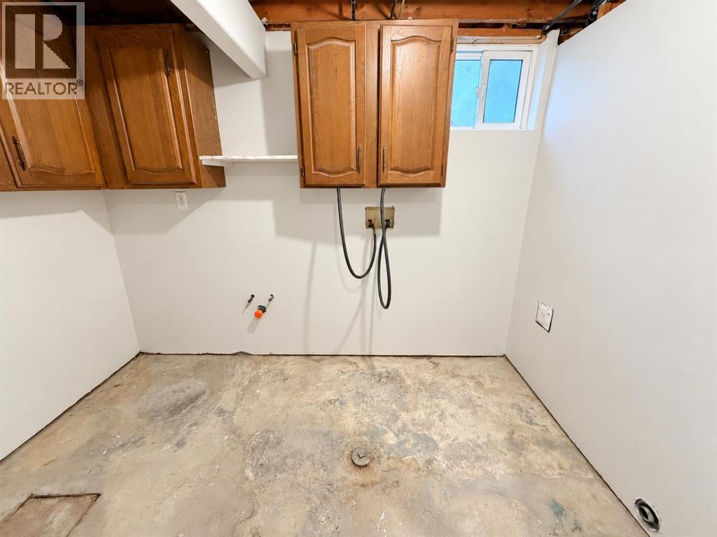4825 51 Avenue Property Photo 18