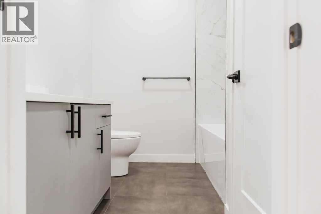 9403 100 Avenue Property Photo 45