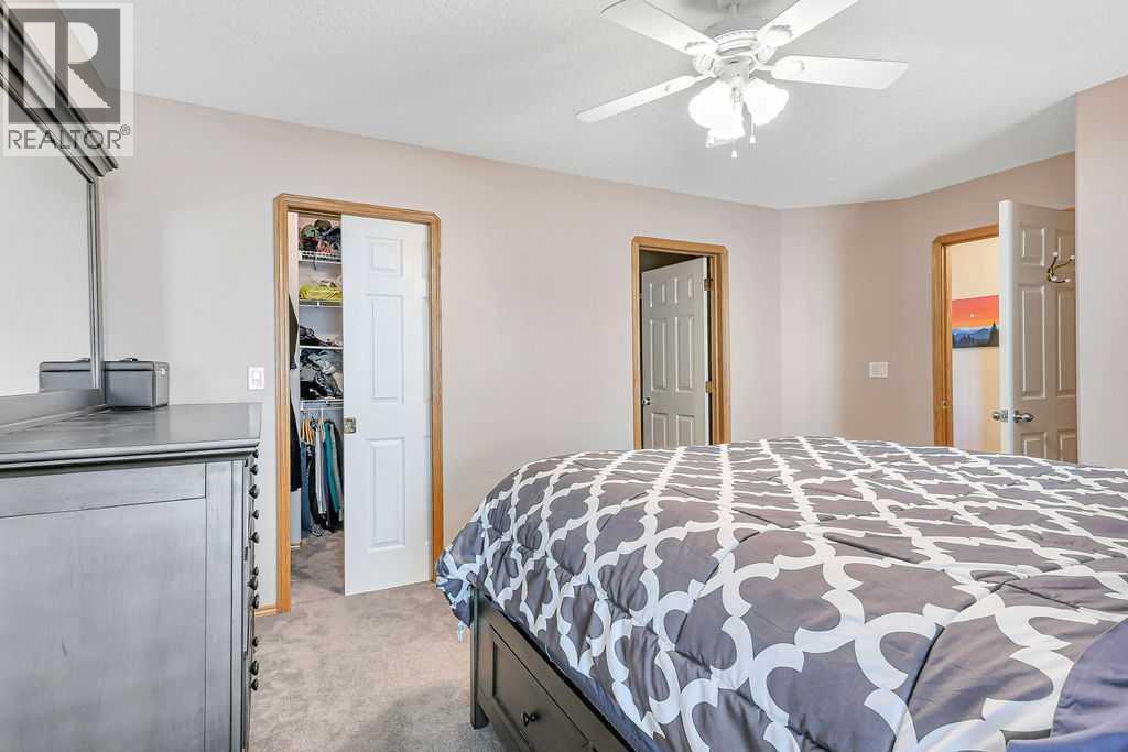 124 Lamont Close Property Photo 18