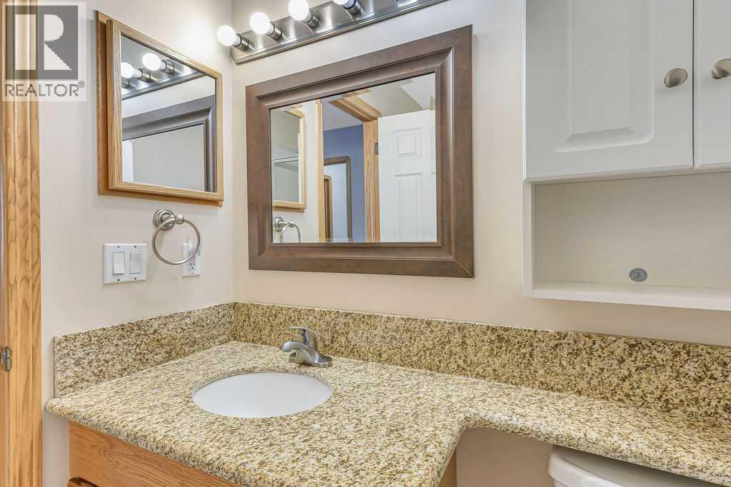 124 Lamont Close Property Photo 20