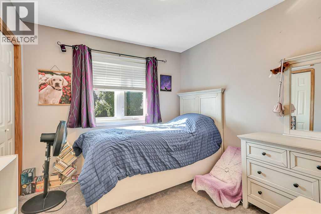 124 Lamont Close Property Photo 21
