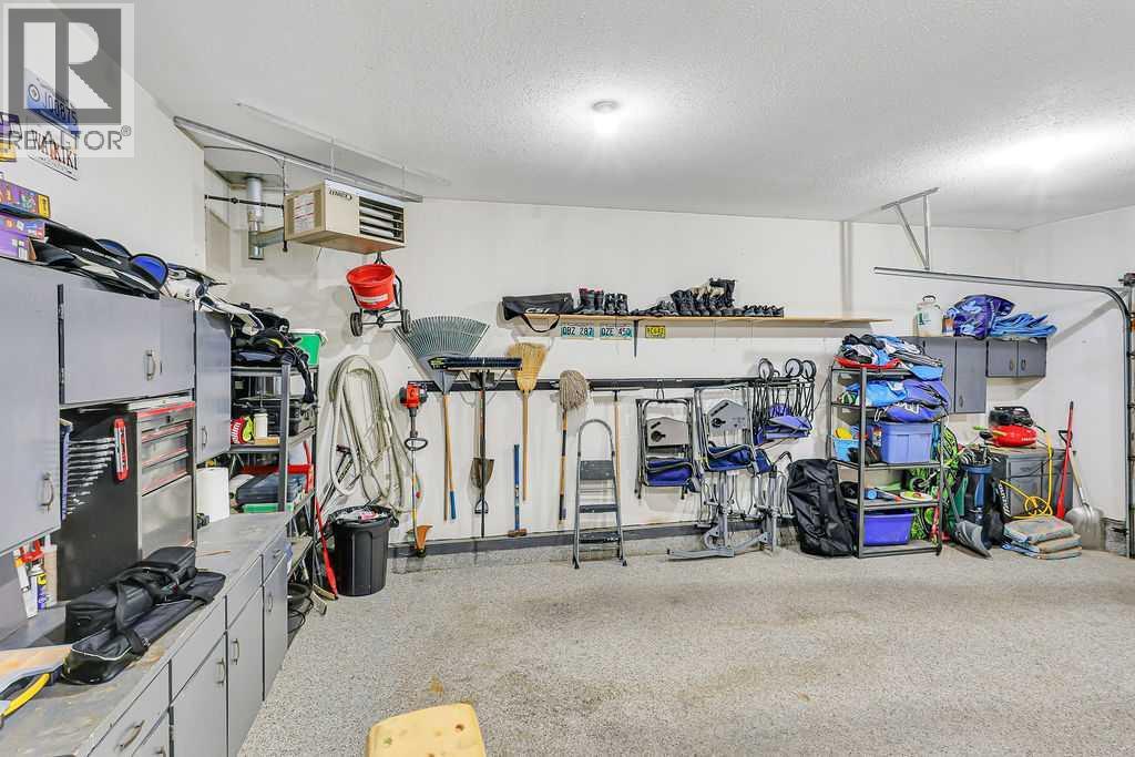 124 Lamont Close Property Photo 39