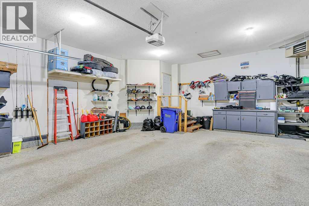124 Lamont Close Property Photo 40