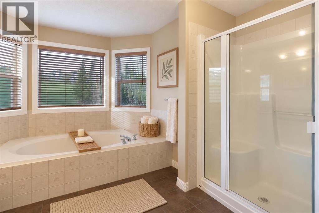 30 Discovery Ridge Gardens Sw Property Photo 18