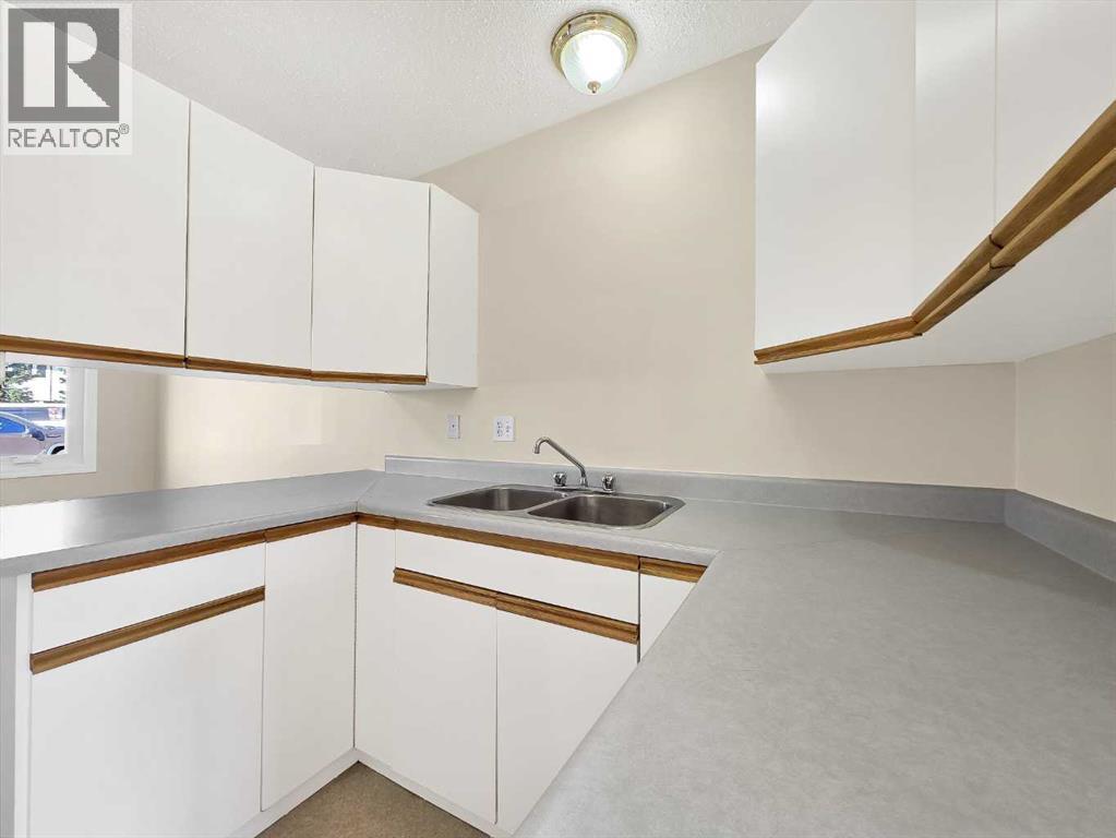 5 97 Avenue Property Photo 5