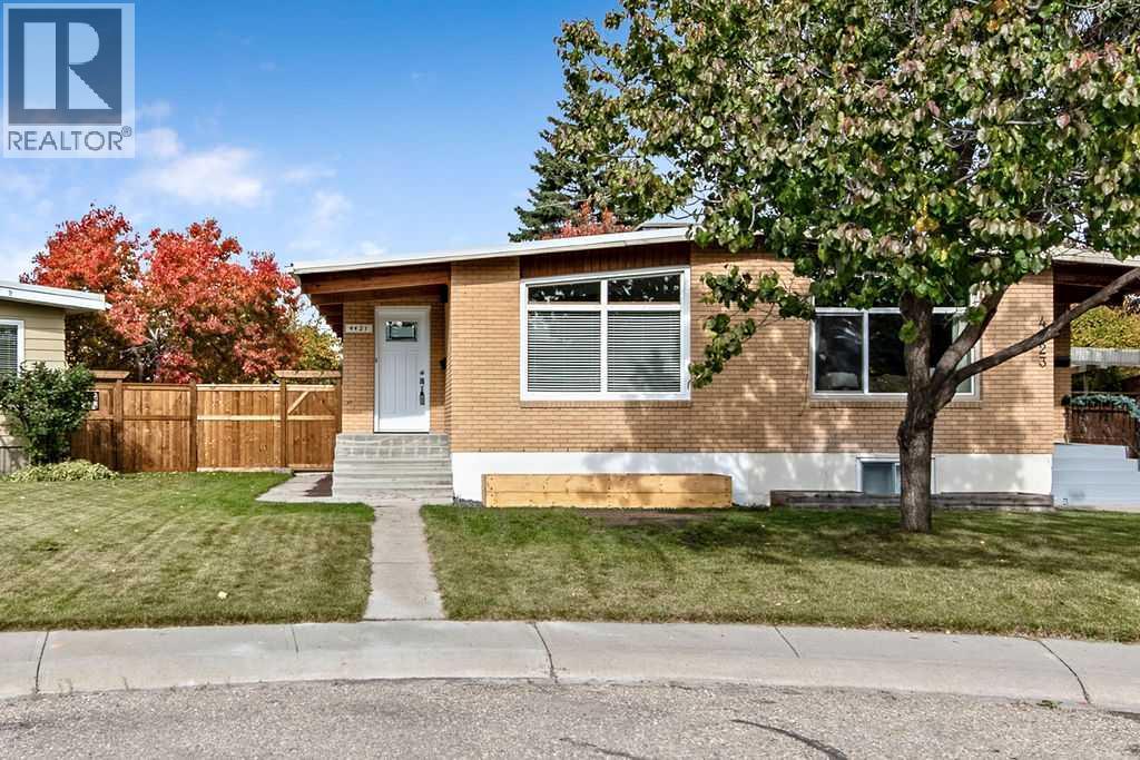 4421 Vissar Crescent NW Property Photo 1