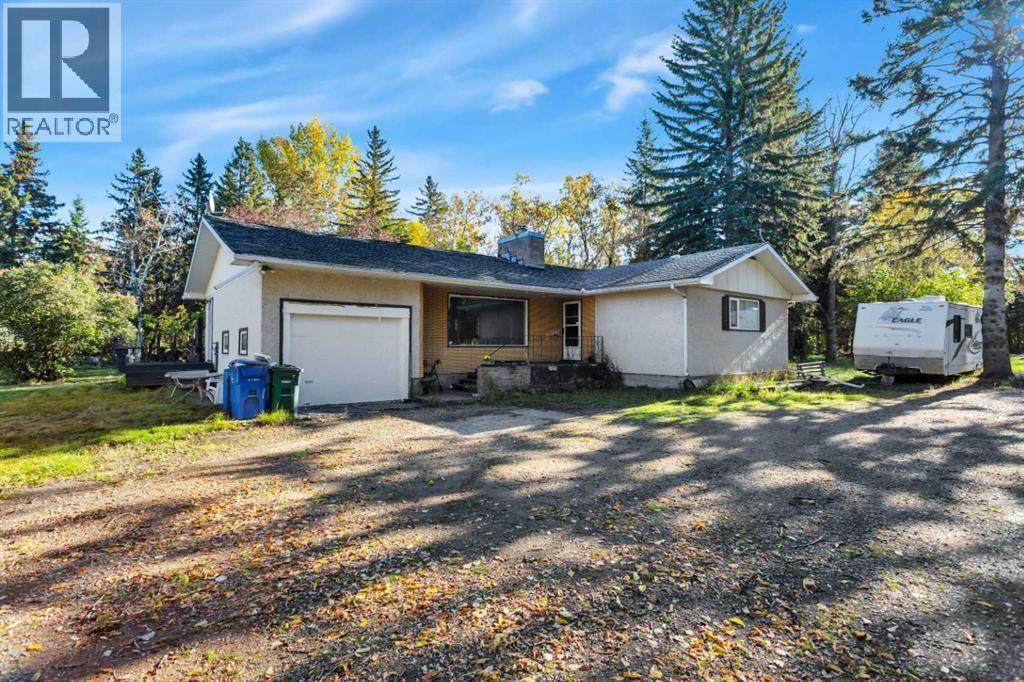 22 College Park Close Property Photo 3